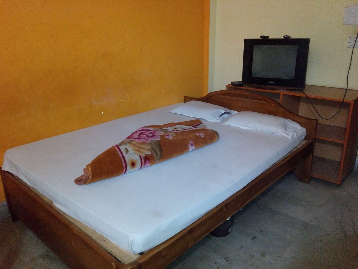 Dispur Lodge Ґувахаті Екстер'єр фото