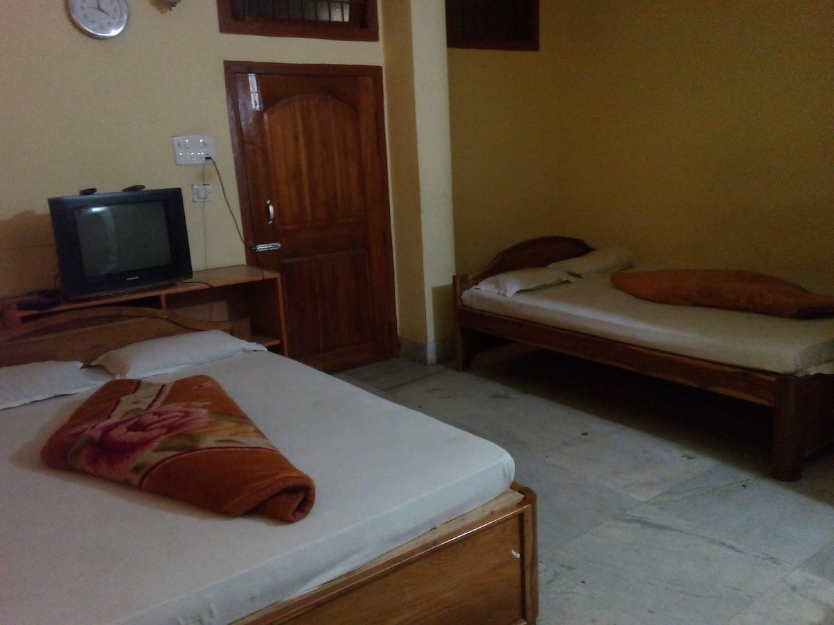 Dispur Lodge Ґувахаті Екстер'єр фото