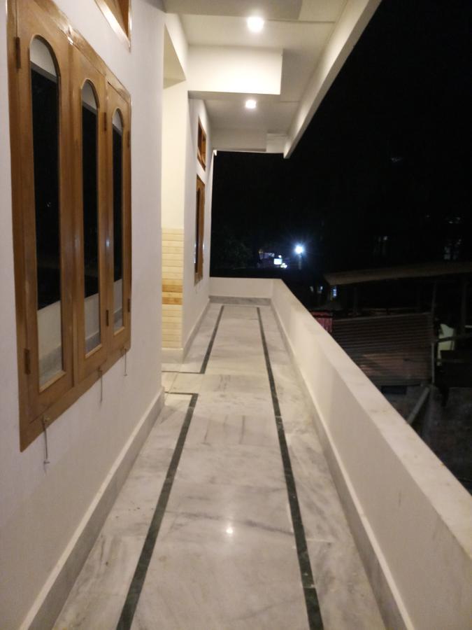 Dispur Lodge Ґувахаті Екстер'єр фото