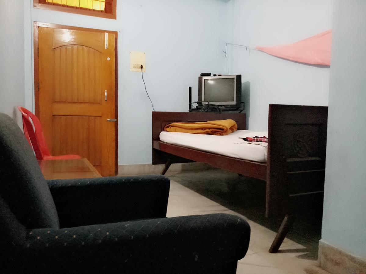 Dispur Lodge Ґувахаті Екстер'єр фото
