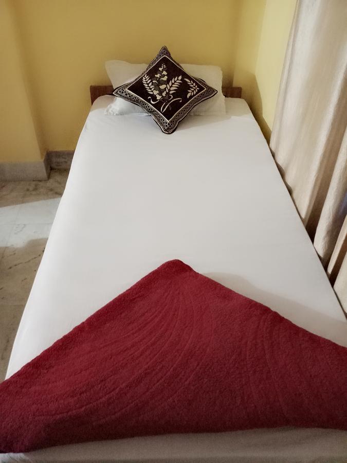 Dispur Lodge Ґувахаті Екстер'єр фото